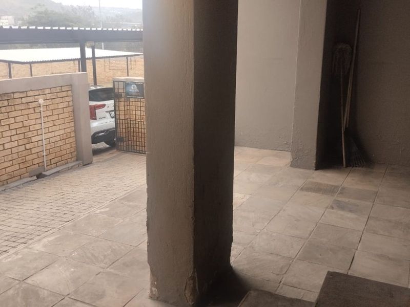 Apartment For Sale in Wilgeheuwel - Photo 9