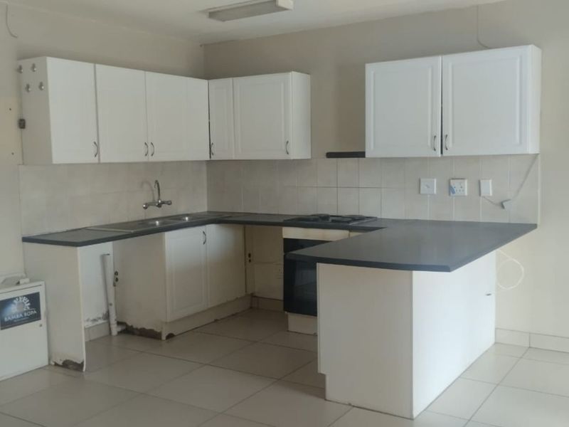 Apartment For Sale in Wilgeheuwel - Photo 7