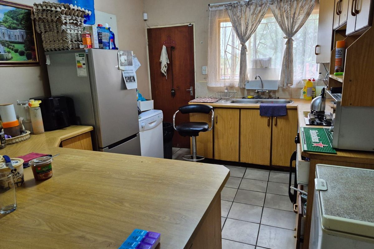 House For Sale in Kuruman Central - Photo 3