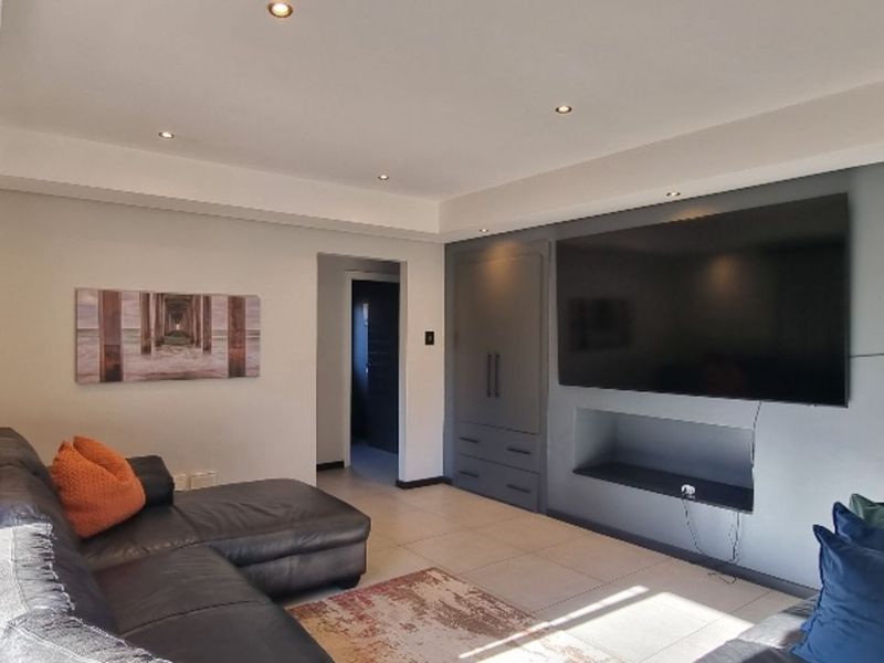 Cluster To Rent in Bryanston - Photo 5