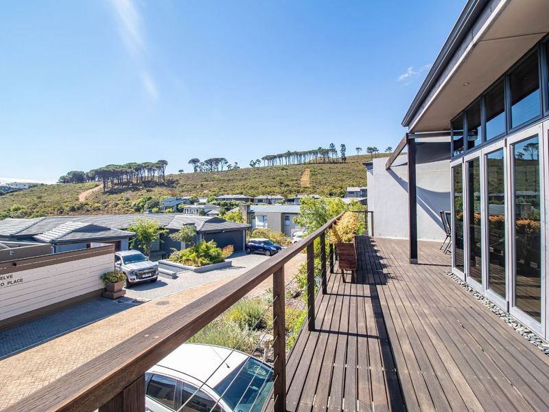 House To Rent in Boskloof Eco Estate - Photo 2