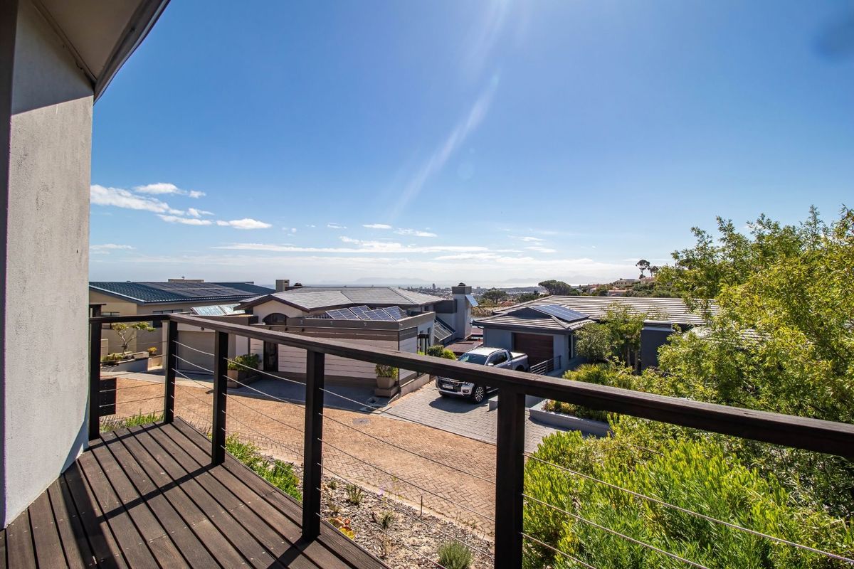 House To Rent in Boskloof Eco Estate - Photo 3