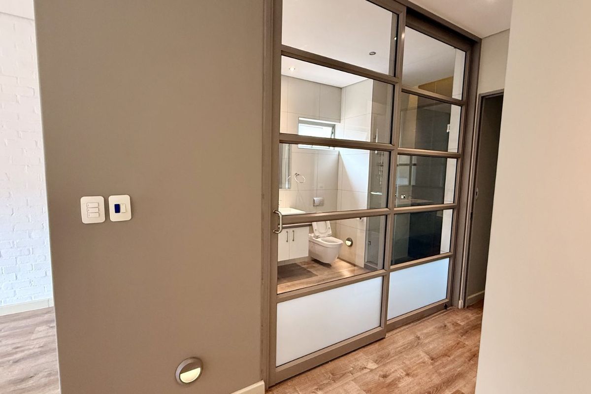 Townhouse To Rent in Lynnwood - Photo 5