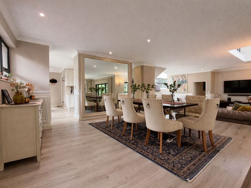 House For Sale in Benmore Gardens - Photo 10