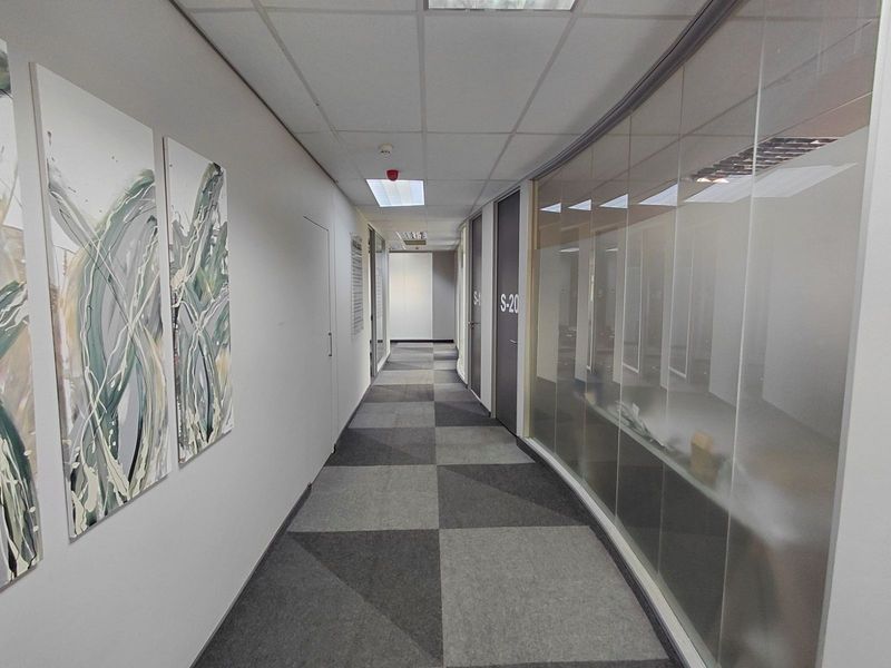 Office To Rent in Faerie Glen - Photo 3