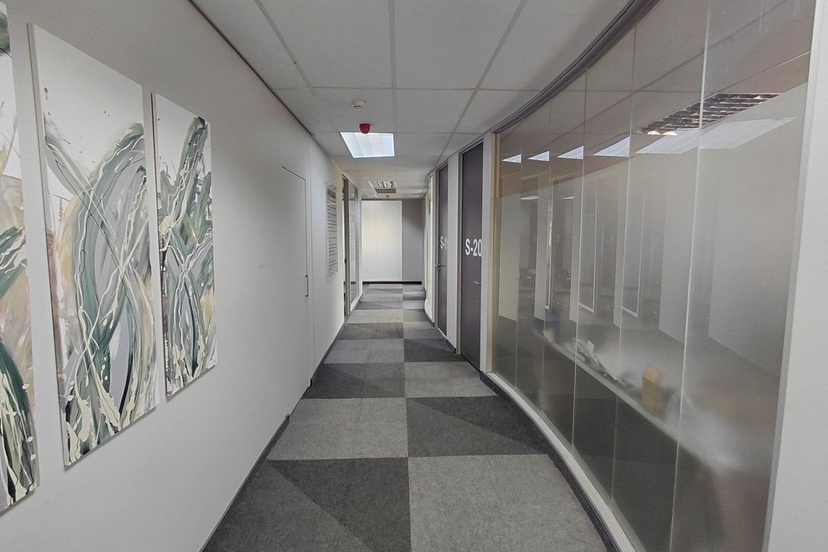 Office To Rent in Faerie Glen - Photo 3