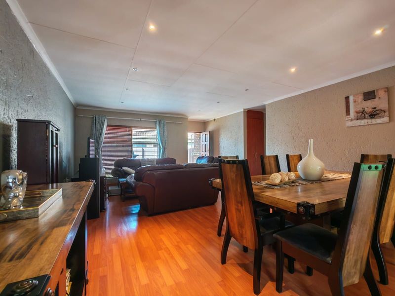 Townhouse For Sale in Terenure - Photo 7
