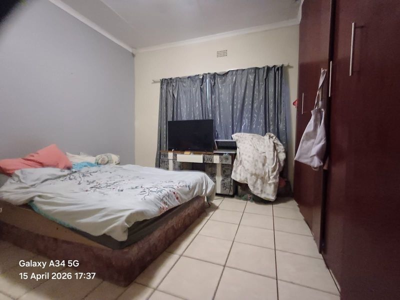 House For Sale in Roosheuwel - Photo 10