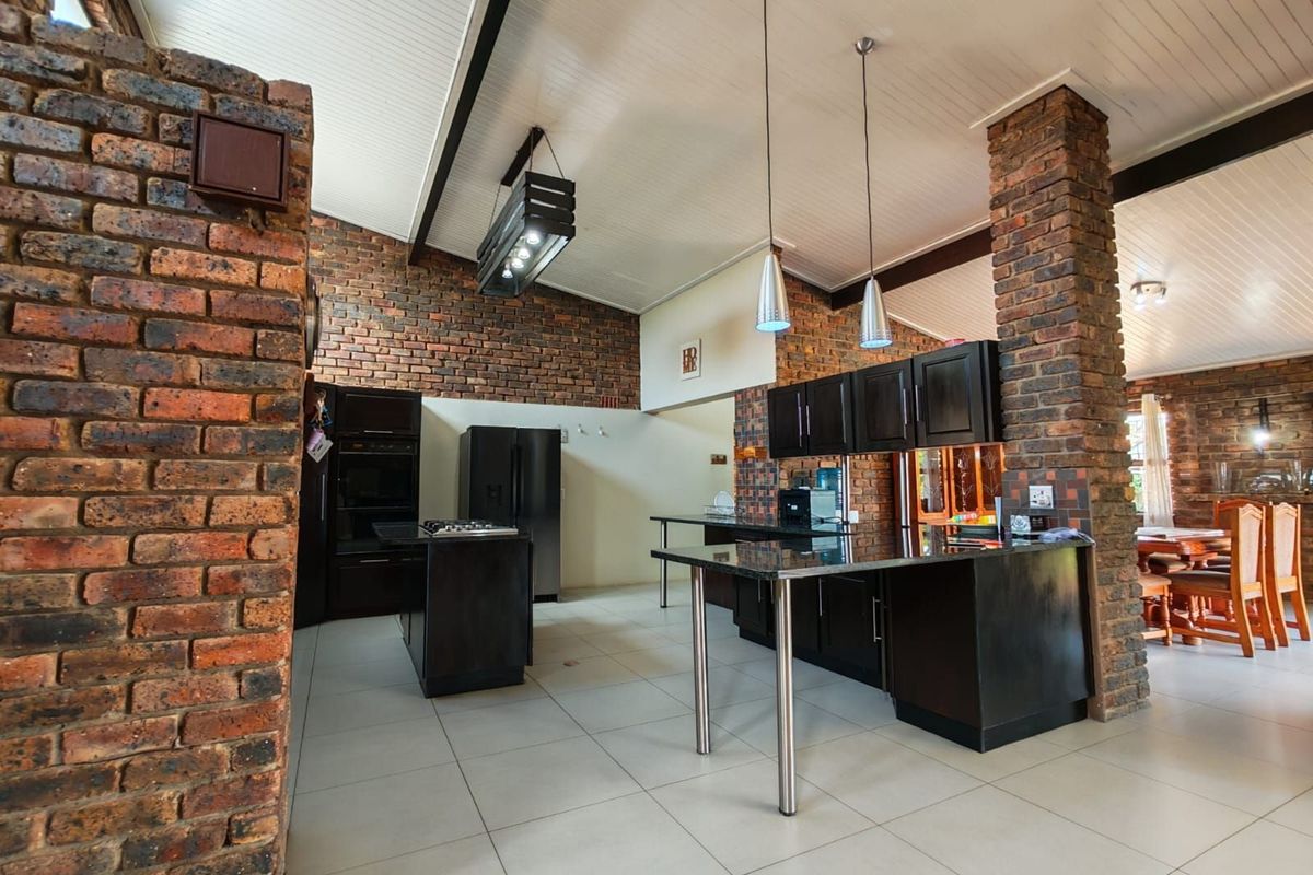 House For Sale in Terenure - Photo 2