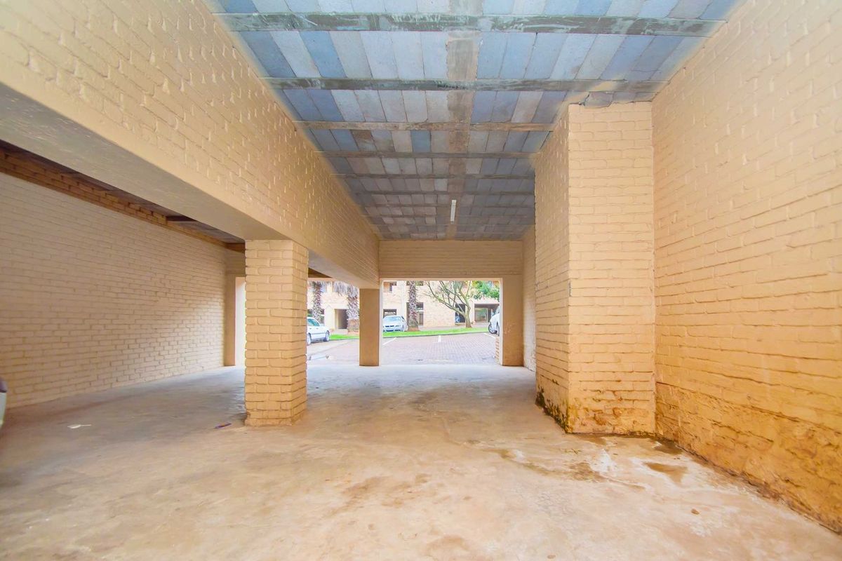 Apartment For Sale in Wilro Park - Photo 4