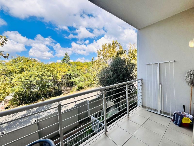 Apartment For Sale in Broadacres - Photo 10