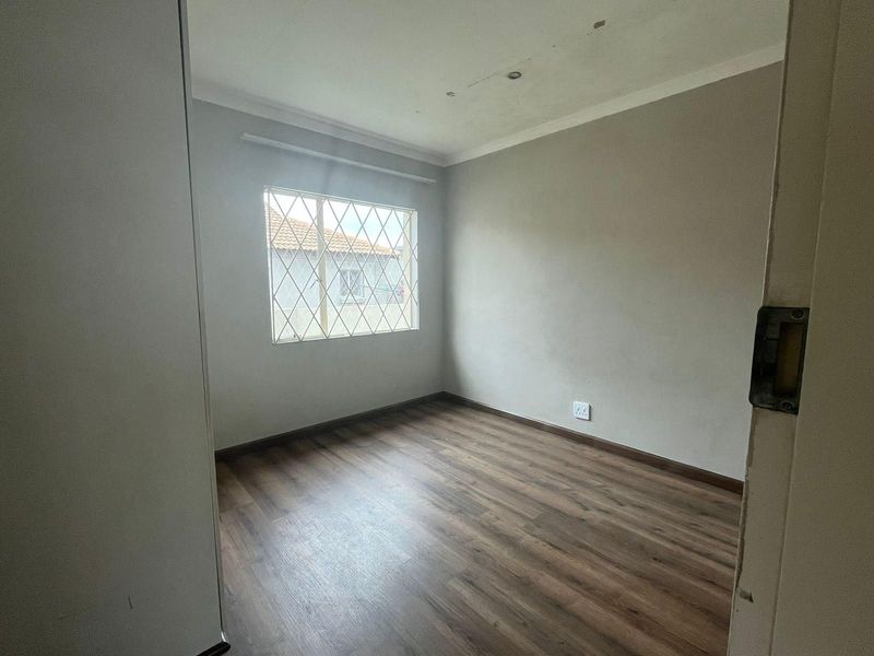 House For Sale in Hoeveld Park - Photo 4