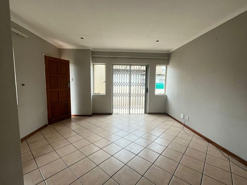 House For Sale in Hoeveld Park - Photo 5