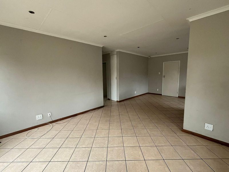 House For Sale in Hoeveld Park - Photo 8