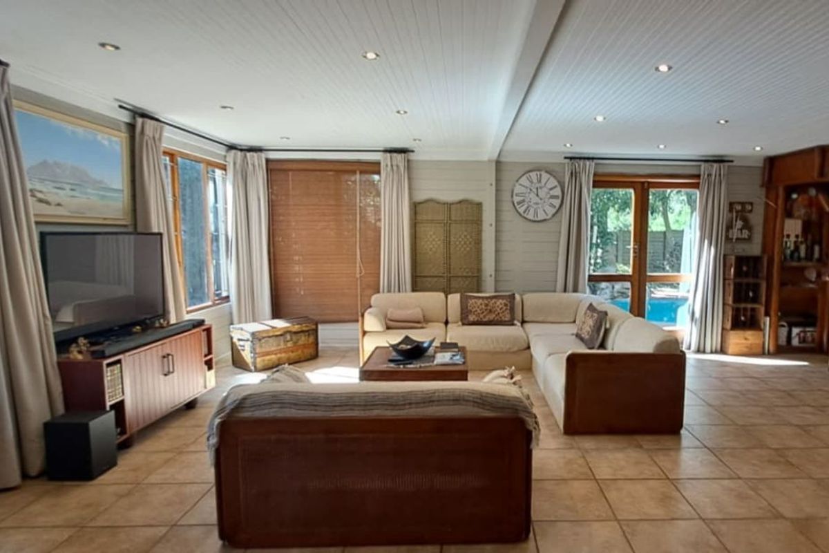 House For Sale in Wilderness Central - Photo 3