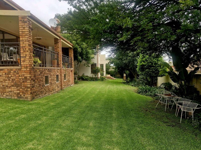 House For Sale in Bankenveld - Photo 2