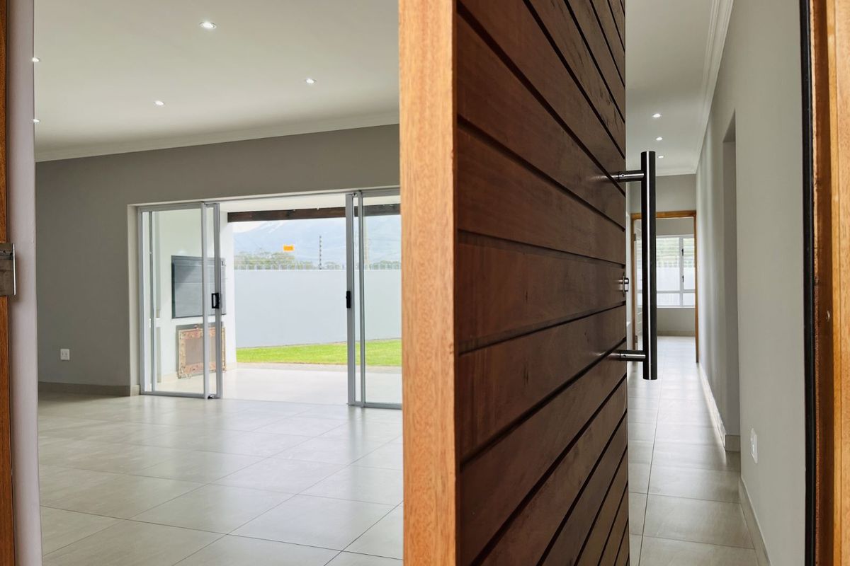 House For Sale in Kraaibosch Country Estate - Photo 3