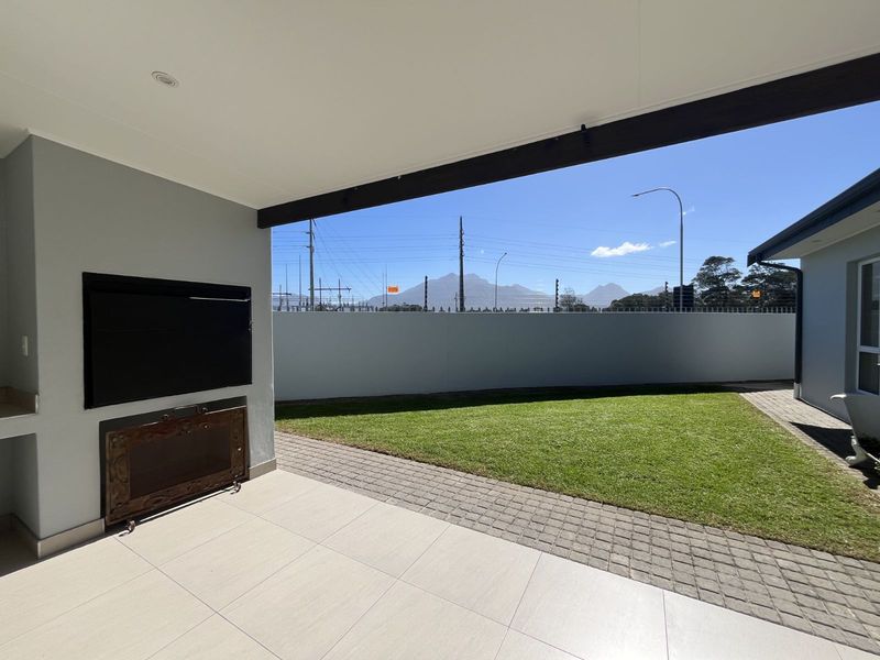 House For Sale in Kraaibosch Country Estate - Photo 6