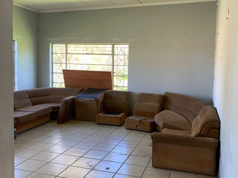 House For Sale in Kestell Central - Photo 5