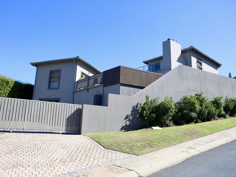 House For Sale in Outeniqua Strand - Photo 2