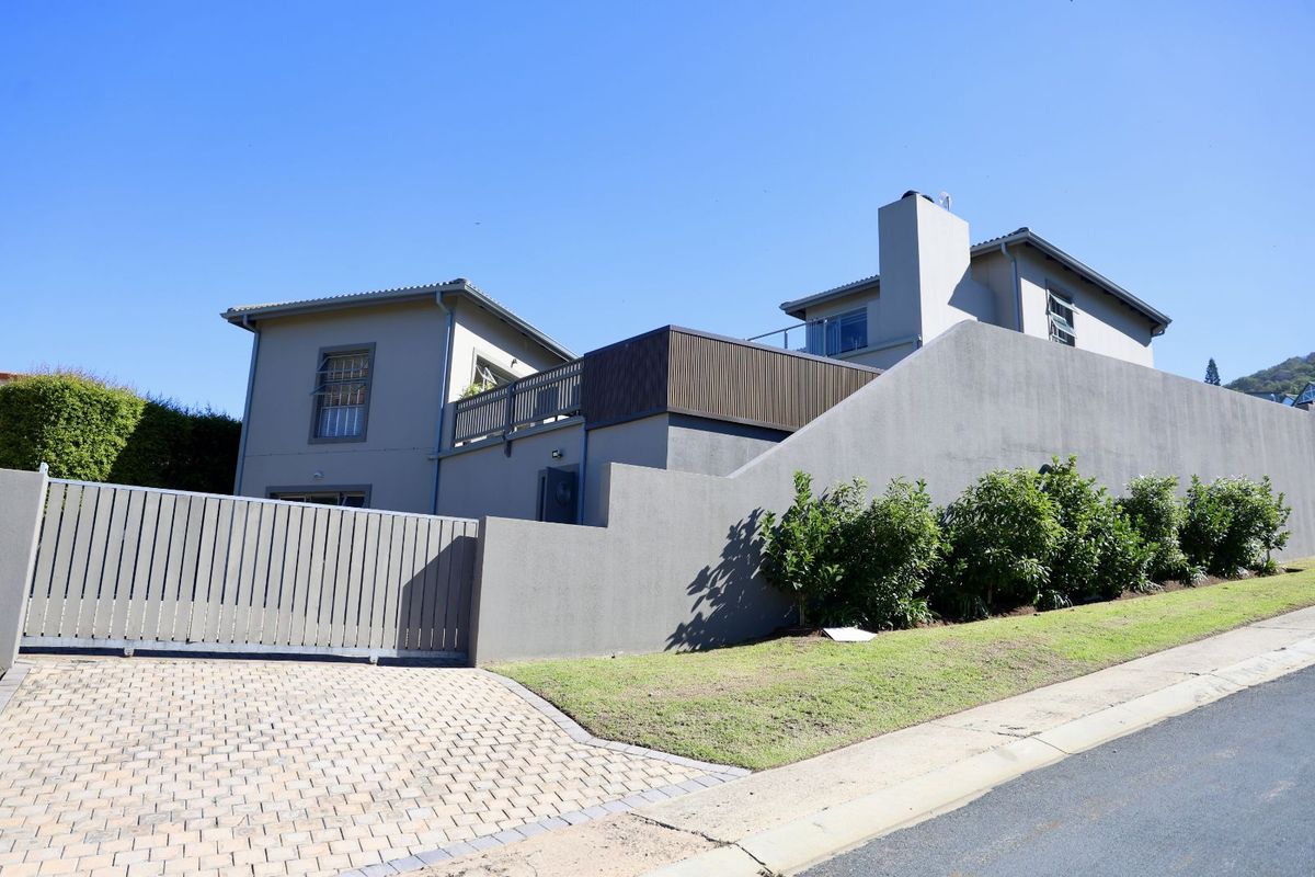 House For Sale in Outeniqua Strand - Photo 2