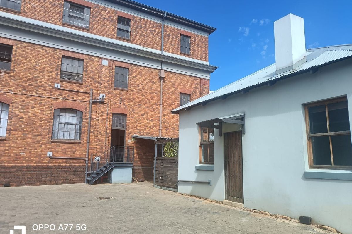 Apartment For Sale in Braamfontein Werf - Photo 3