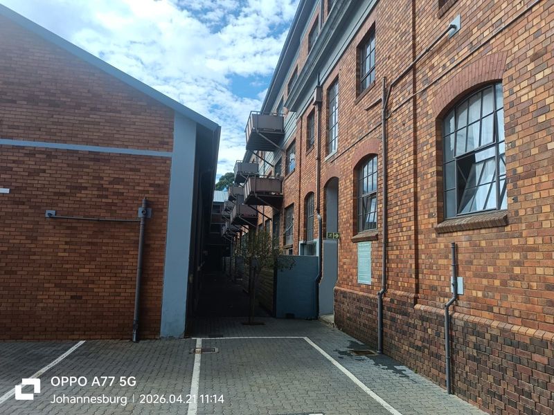 Apartment For Sale in Braamfontein Werf - Photo 4