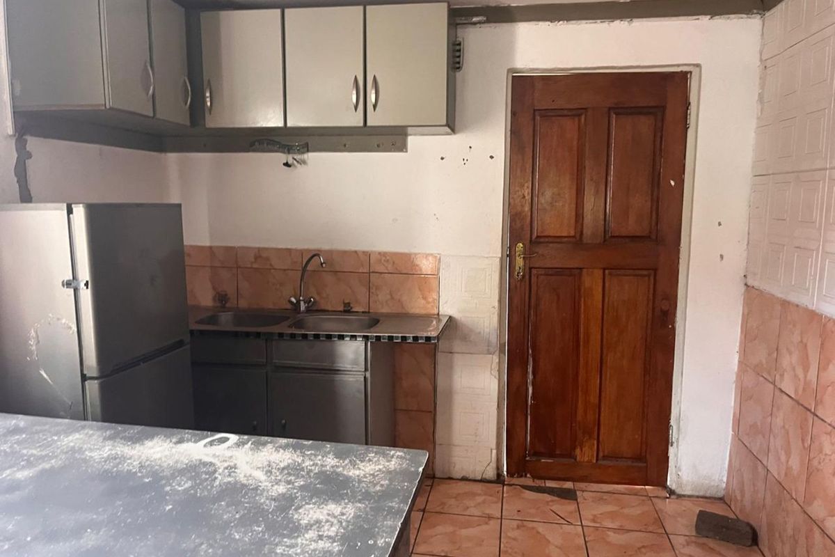 Apartment To Rent in Evander - Photo 3