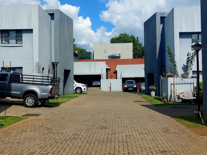 Townhouse For Sale in Polokwane Central - Photo 9
