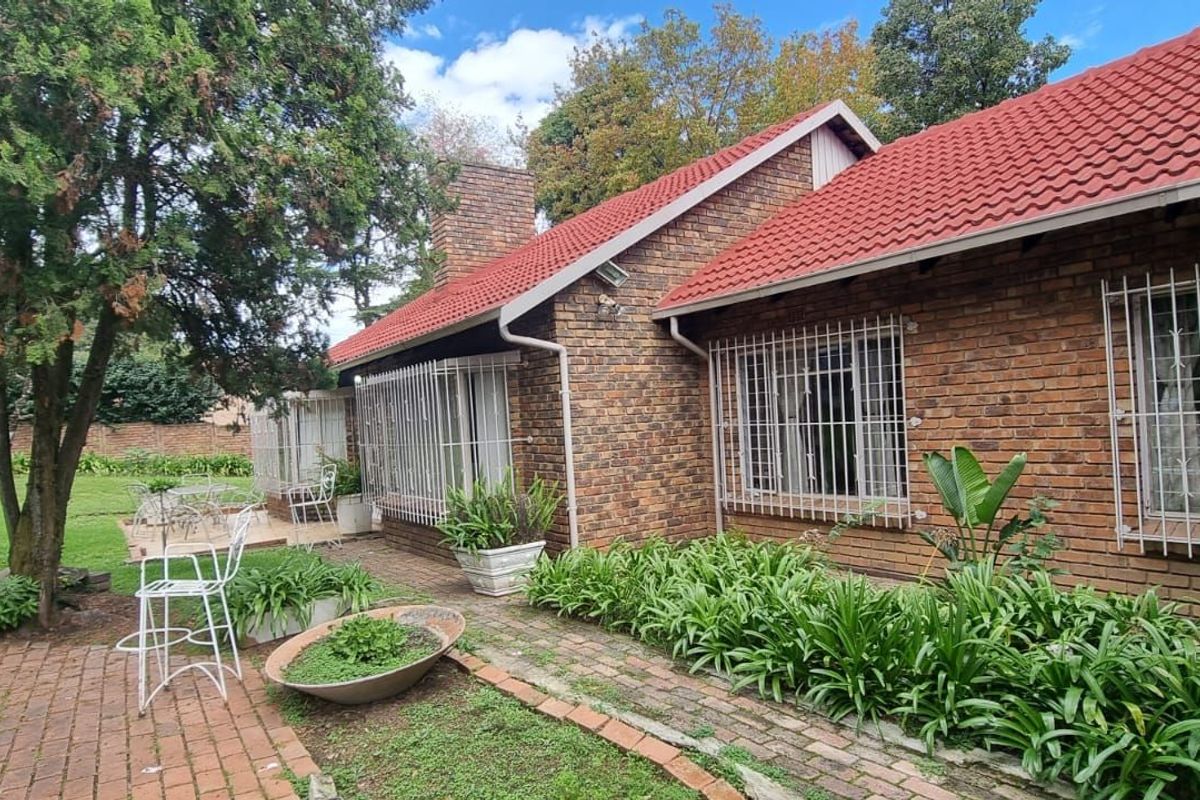 House For Sale in Morningside Manor - Photo 4