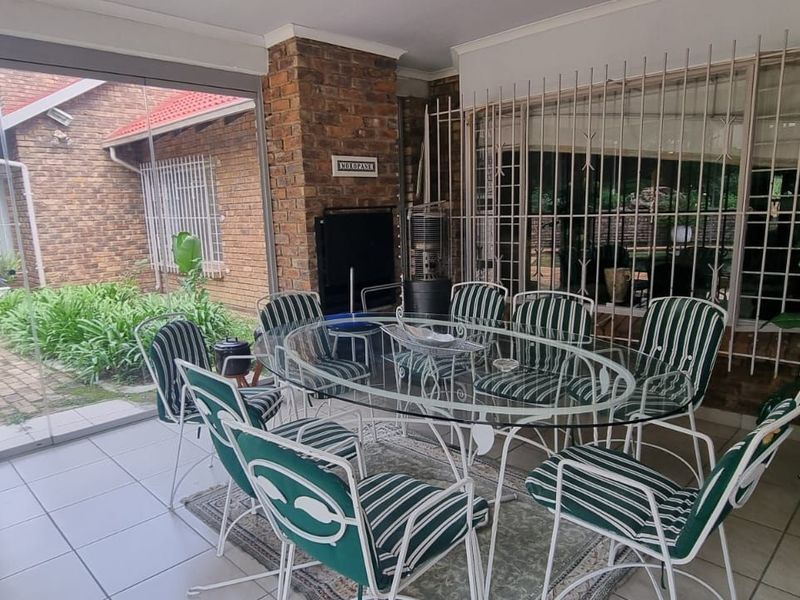 House For Sale in Morningside Manor - Photo 9