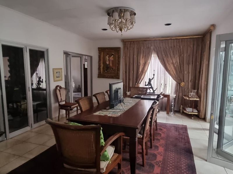 House For Sale in Morningside Manor - Photo 8