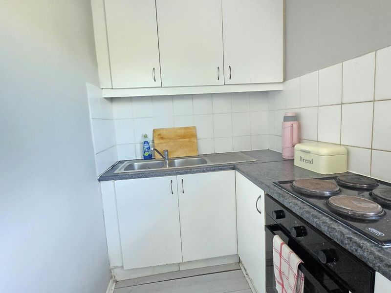 Apartment For Sale in Rome - Photo 6