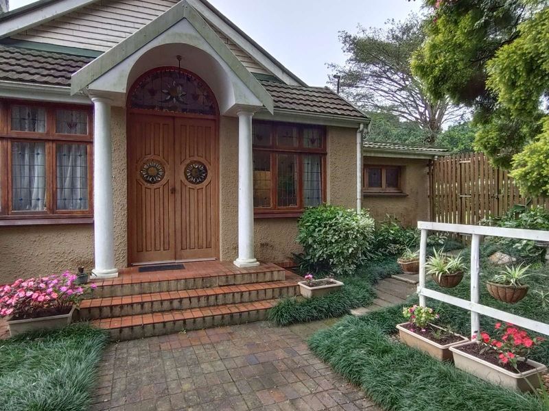 House For Sale in Hillcrest Central - Photo 4