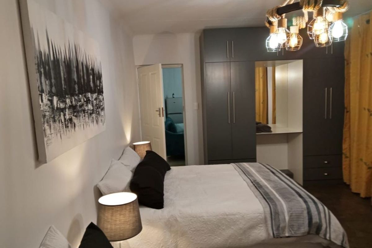 Apartment To Rent in Fairland - Photo 5