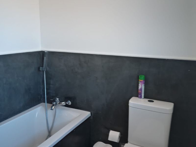 Apartment To Rent in Fairland - Photo 4