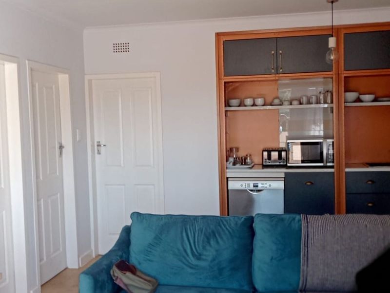 Apartment To Rent in Fairland - Photo 2