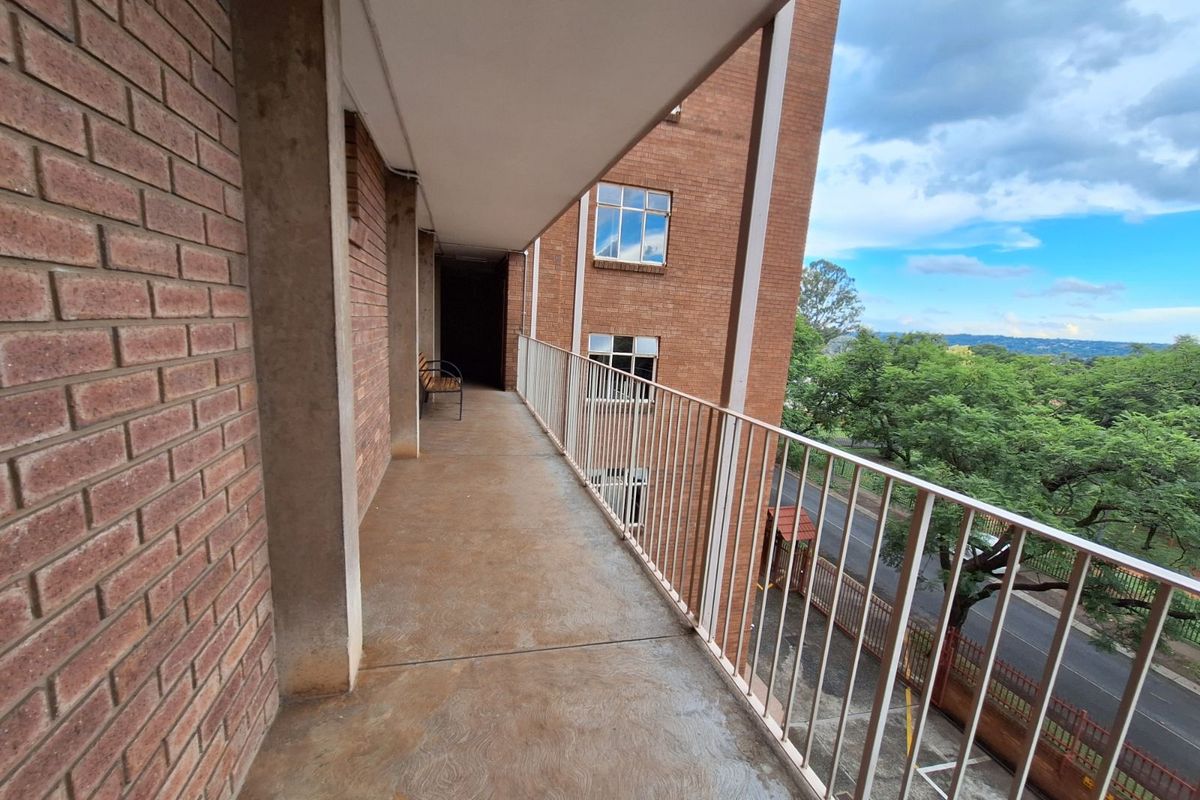 Apartment For Sale in Wonderboom South - Photo 2