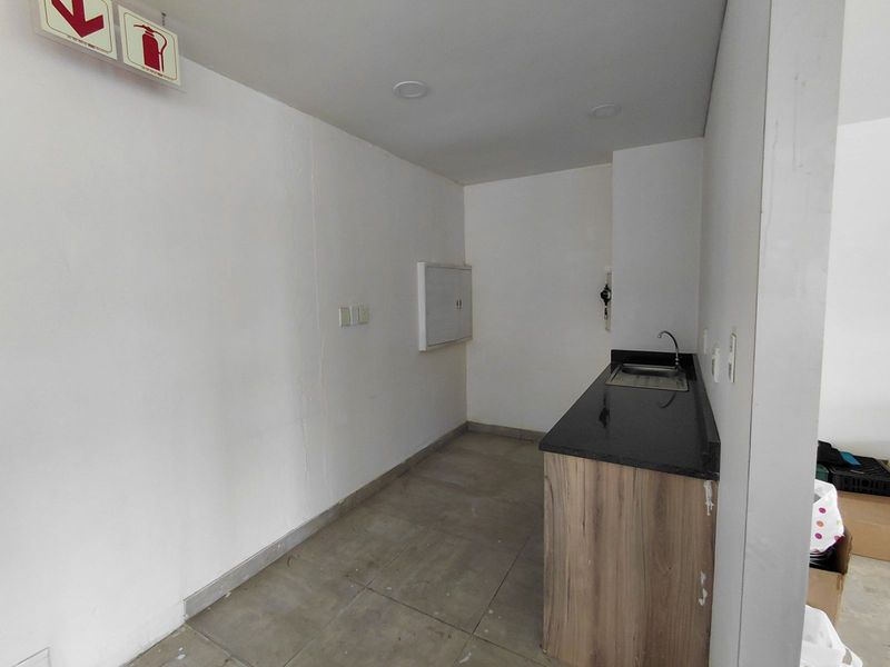 Office To Rent in Faerie Glen - Photo 6