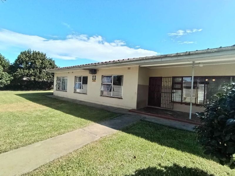 House For Sale in Loerie Park - Photo 2