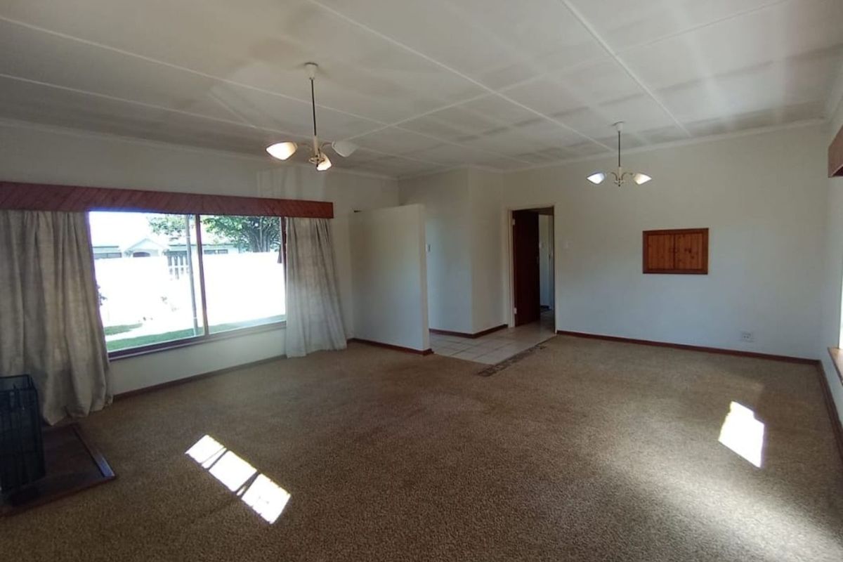 House For Sale in Loerie Park - Photo 5