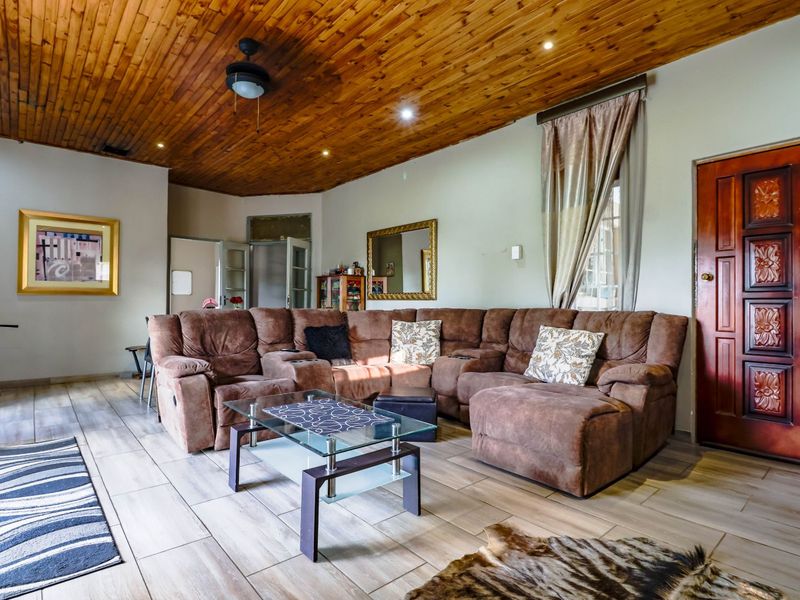 House To Rent in Monavoni - Photo 6