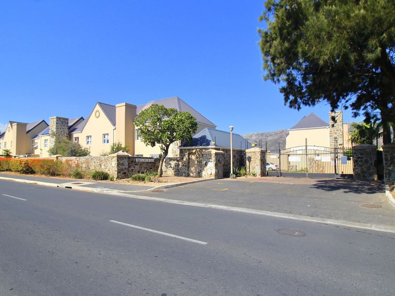 House For Sale in Whispering Pines - Photo 5