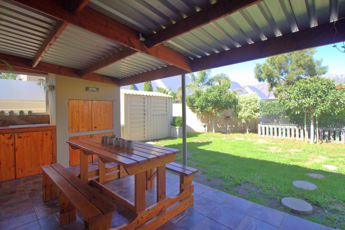 House For Sale in Whispering Pines - Photo 4