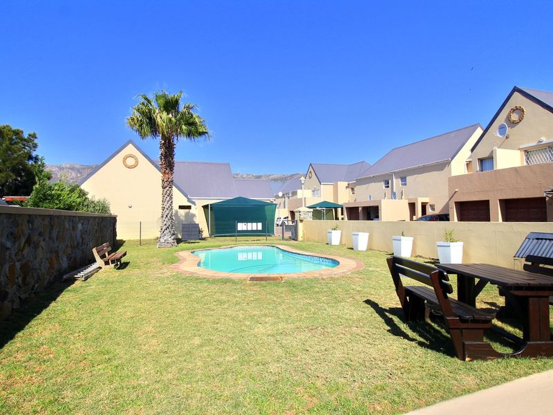 House For Sale in Whispering Pines - Photo 8