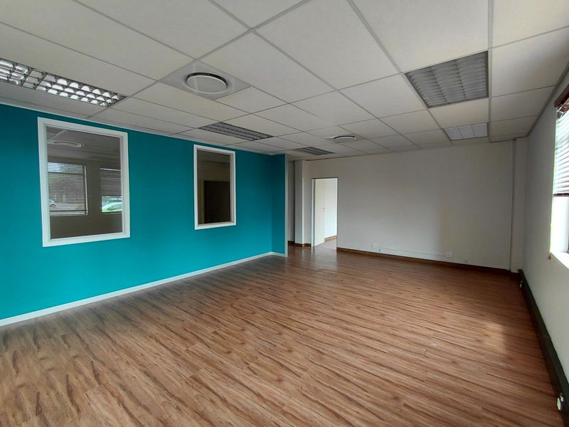 Office To Rent in Faerie Glen - Photo 3