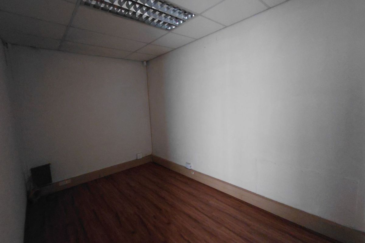 Office To Rent in Faerie Glen - Photo 4