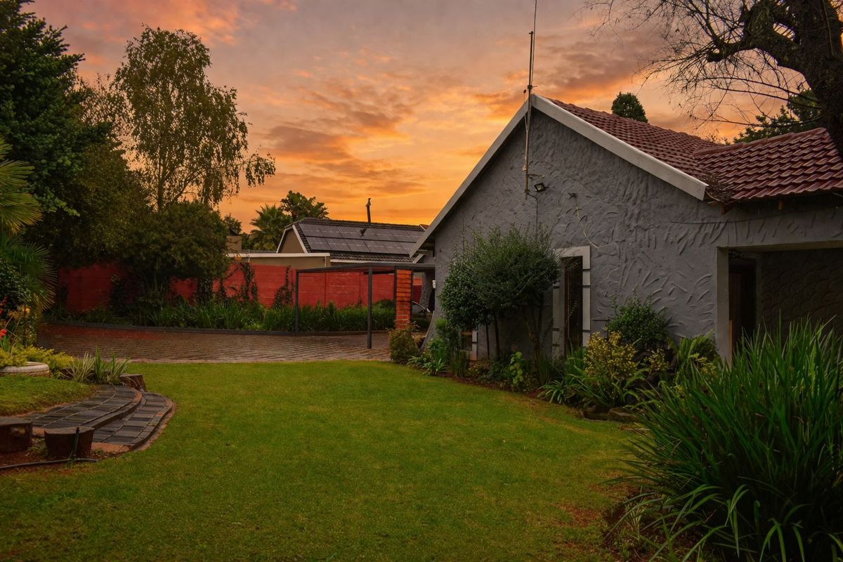 House For Sale in Wilro Park - Photo 4