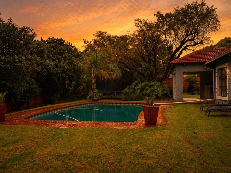 House For Sale in Wilro Park - Photo 1