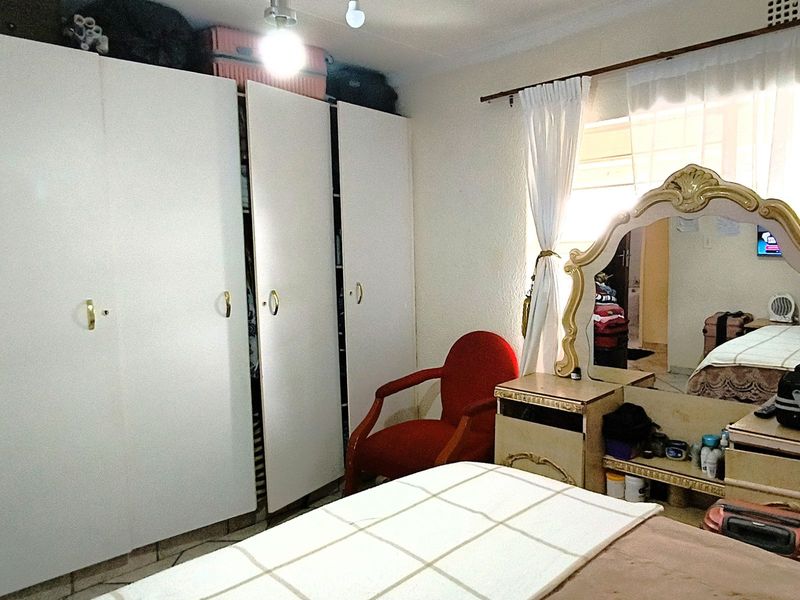 Apartment For Sale in Noordheuwel - Photo 9